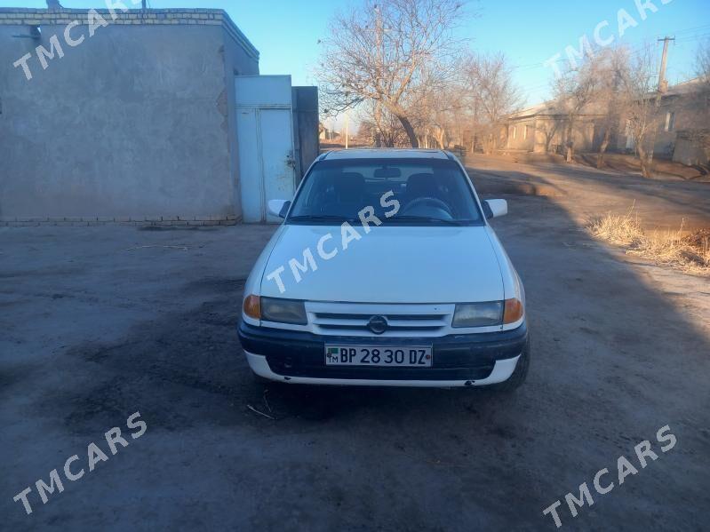 Opel Astra 1993 - 26 000 TMT - Gurbansoltan Eje - img 2