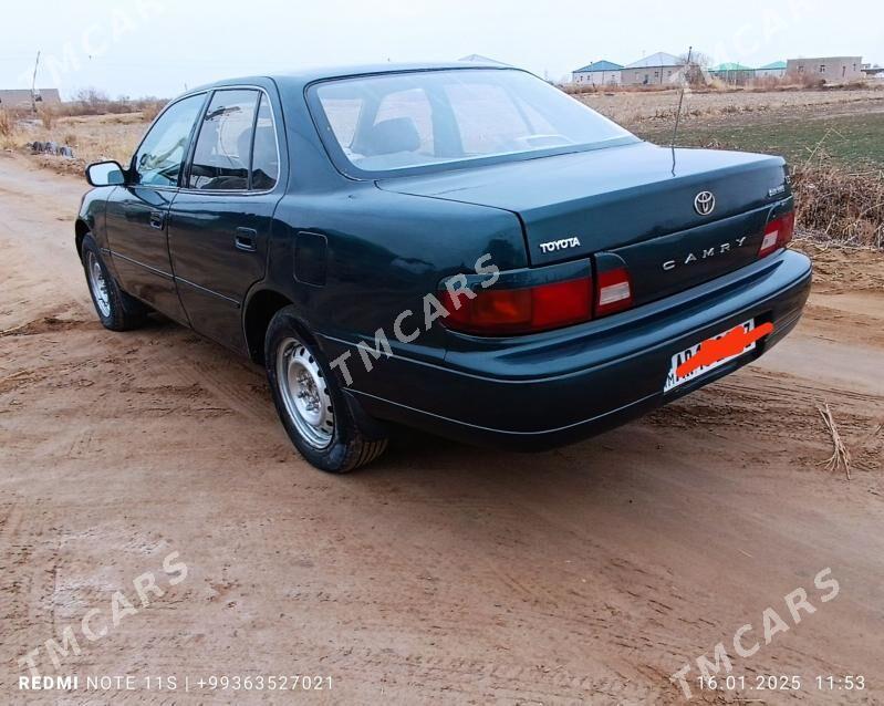 Toyota Camry 1995 - 80 000 TMT - Гороглы (Тагта) - img 3