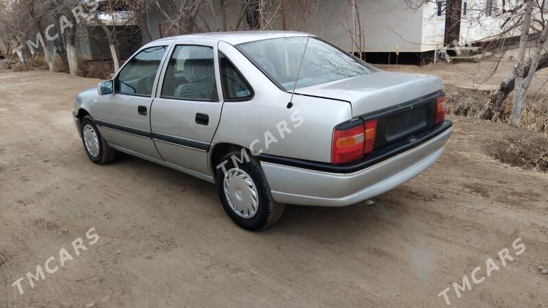 Opel Vectra 1995 - 38 000 TMT - Шабатский этрап - img 3