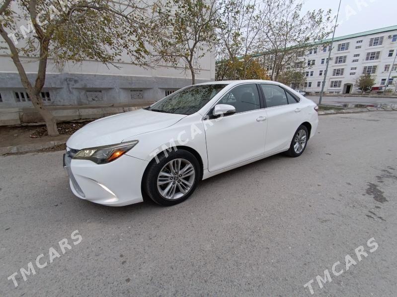 Toyota Camry 2017 - 230 000 TMT - Büzmeýin - img 2