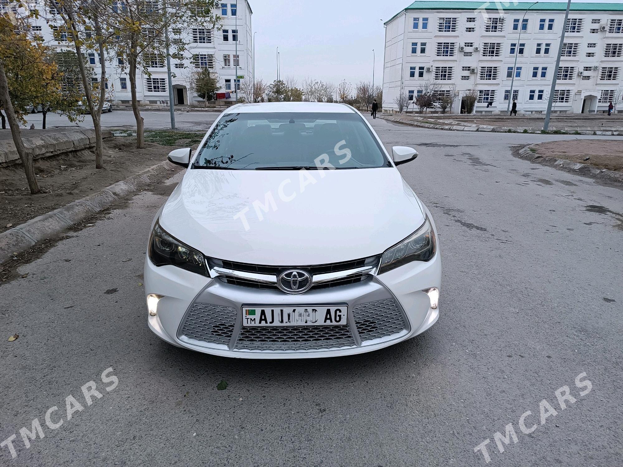 Toyota Camry 2017 - 230 000 TMT - Büzmeýin - img 4