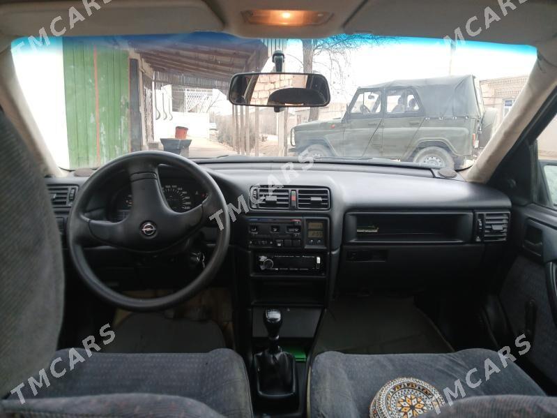 Opel Vectra 1996 - 50 000 TMT - Akdepe - img 2