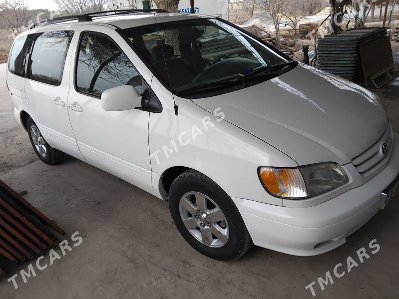 Toyota Sienna 2001 - 165 000 TMT - Сакар - img 3