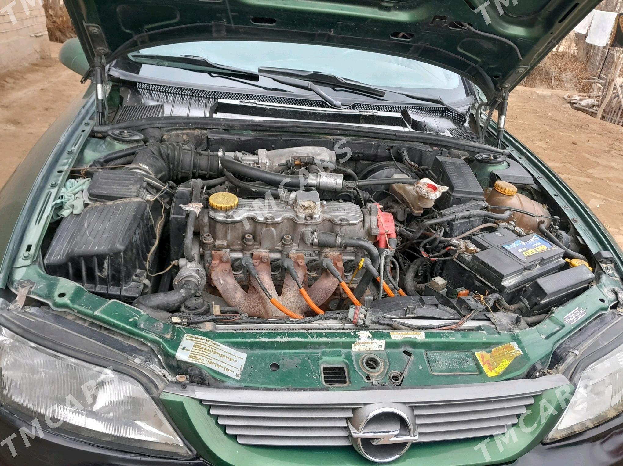 Opel Vectra 1997 - 55 000 TMT - Губадаг - img 5