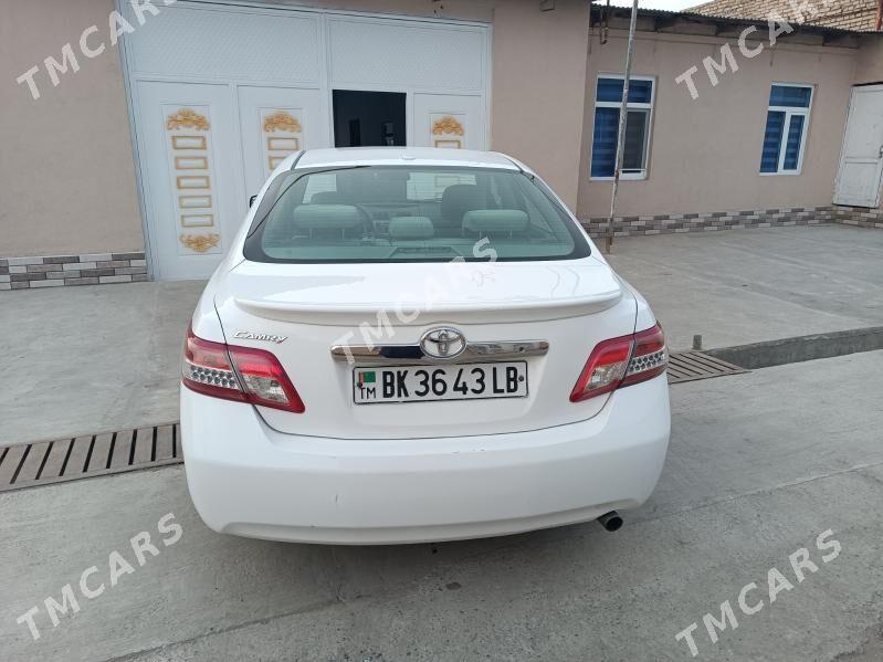 Toyota Camry 2010 - 145 000 TMT - Türkmenabat - img 3