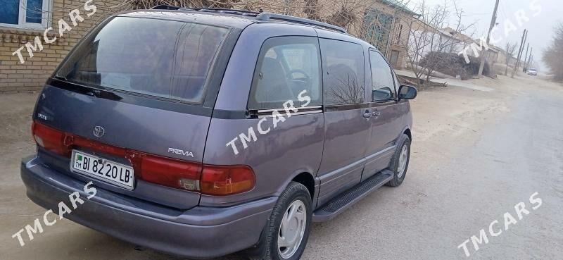 Toyota Previa 1992 - 70 000 TMT - Халач - img 4