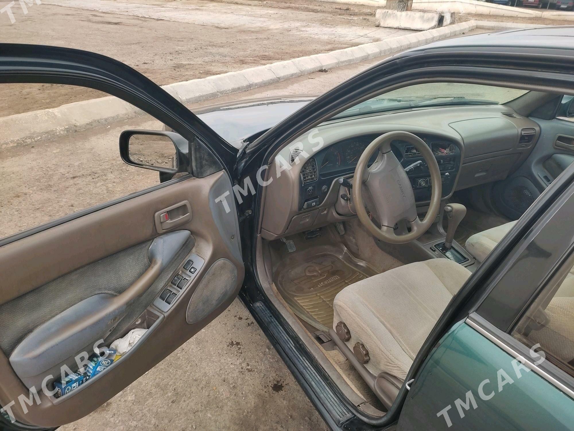 Toyota Camry 1995 - 70 000 TMT - Дашогуз - img 2