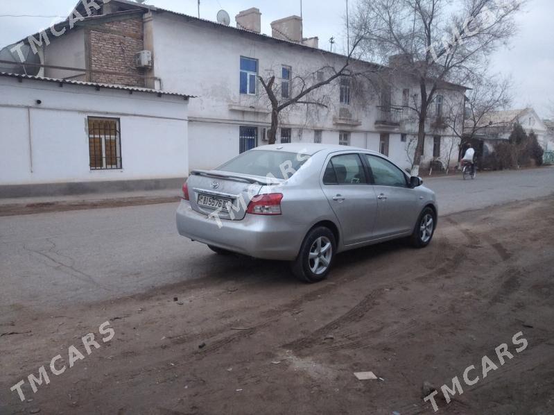 Toyota Yaris 2007 - 85 000 TMT - Дашогуз - img 3