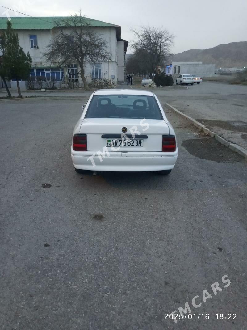 Opel Vectra 1992 - 27 000 TMT - Türkmenbaşy - img 2