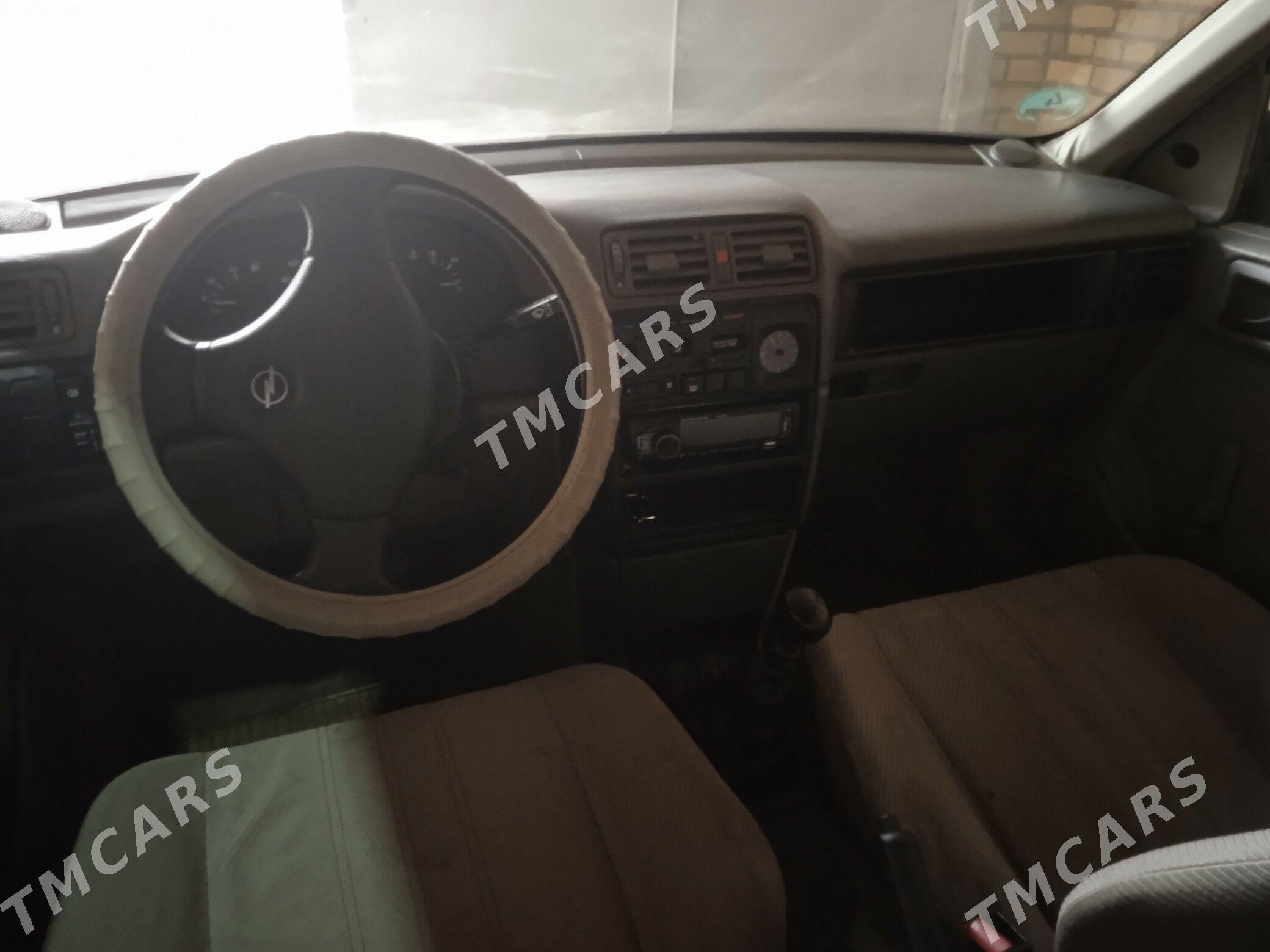 Opel Vectra 1992 - 22 000 TMT - Türkmenabat - img 2