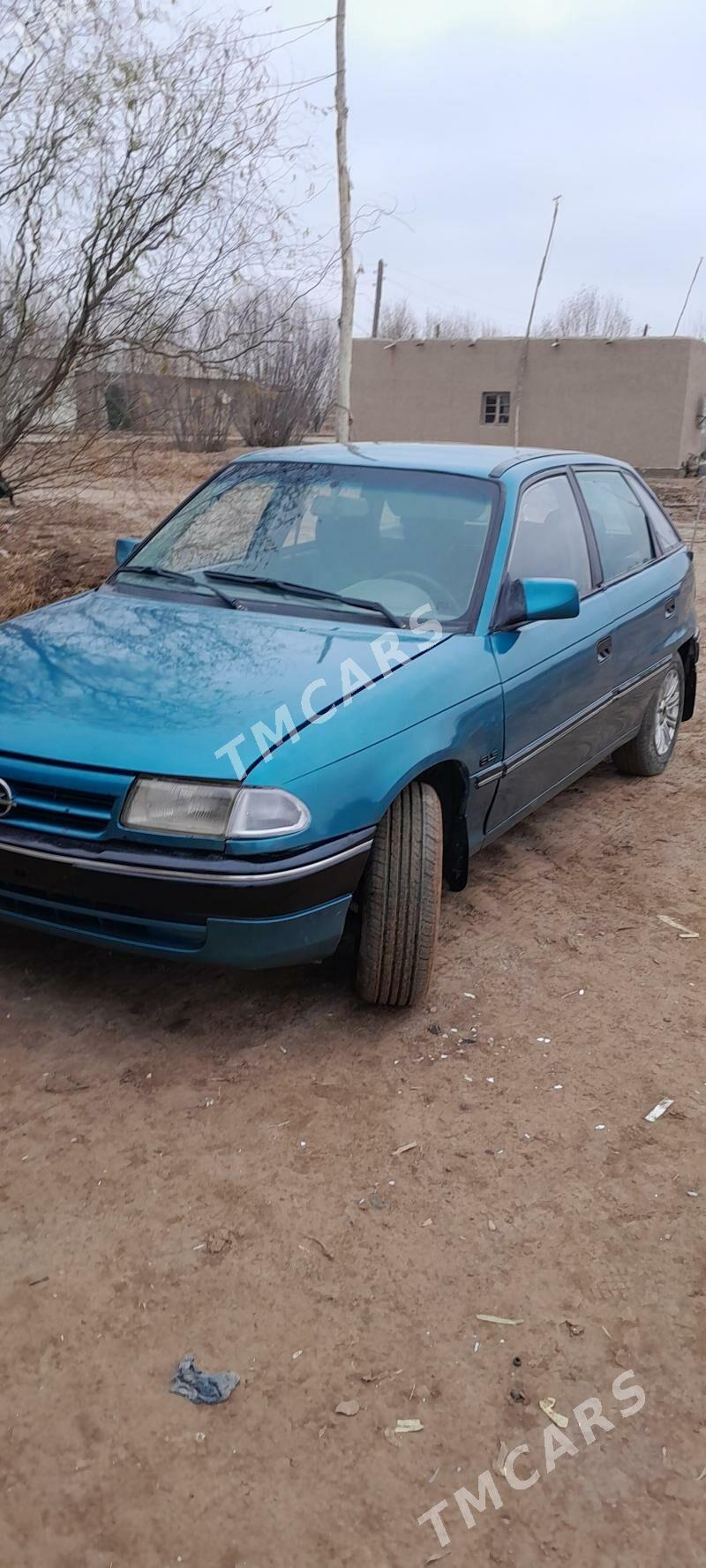 Opel Astra 1993 - 40 000 TMT - етр. Туркменбаши - img 2