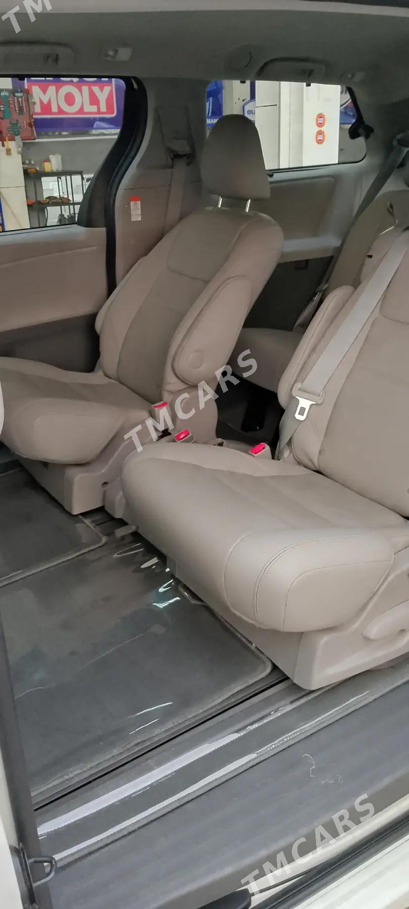 Toyota Sienna 2019 - 499 000 TMT - Aşgabat - img 5