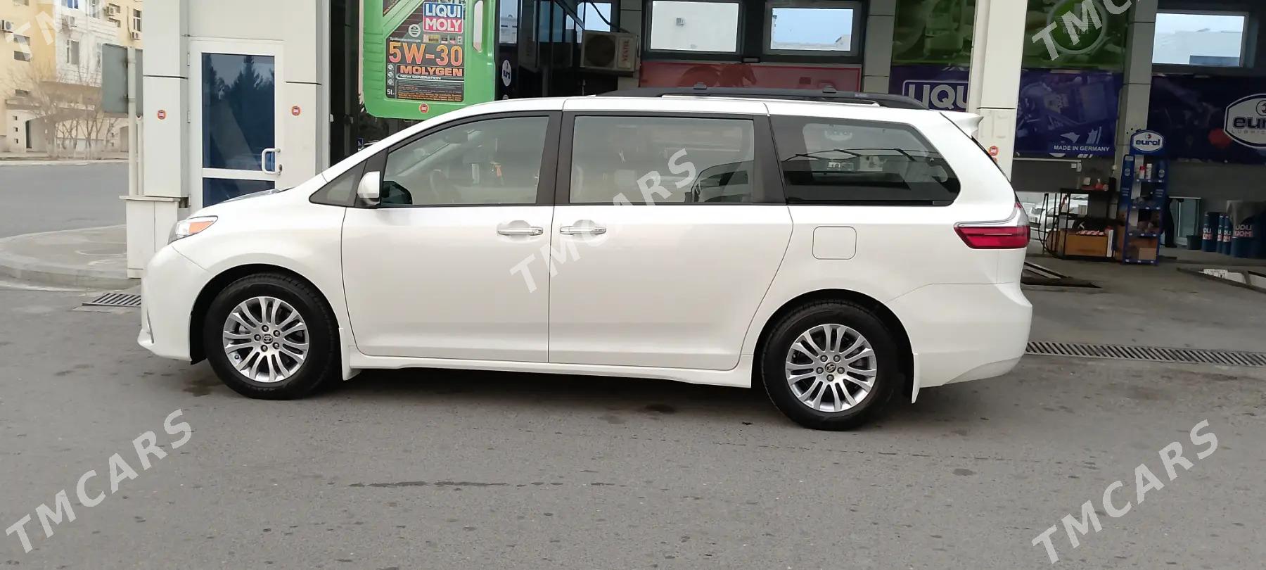 Toyota Sienna 2019 - 499 000 TMT - Aşgabat - img 2