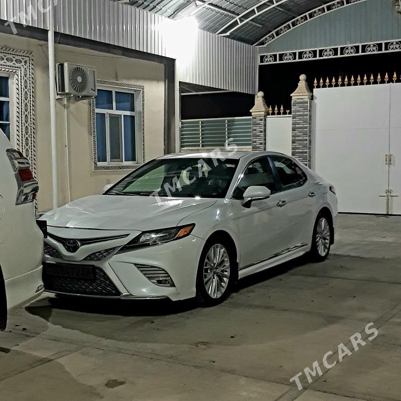 Toyota Camry 2019 - 275 000 TMT - Гёкдепе - img 3