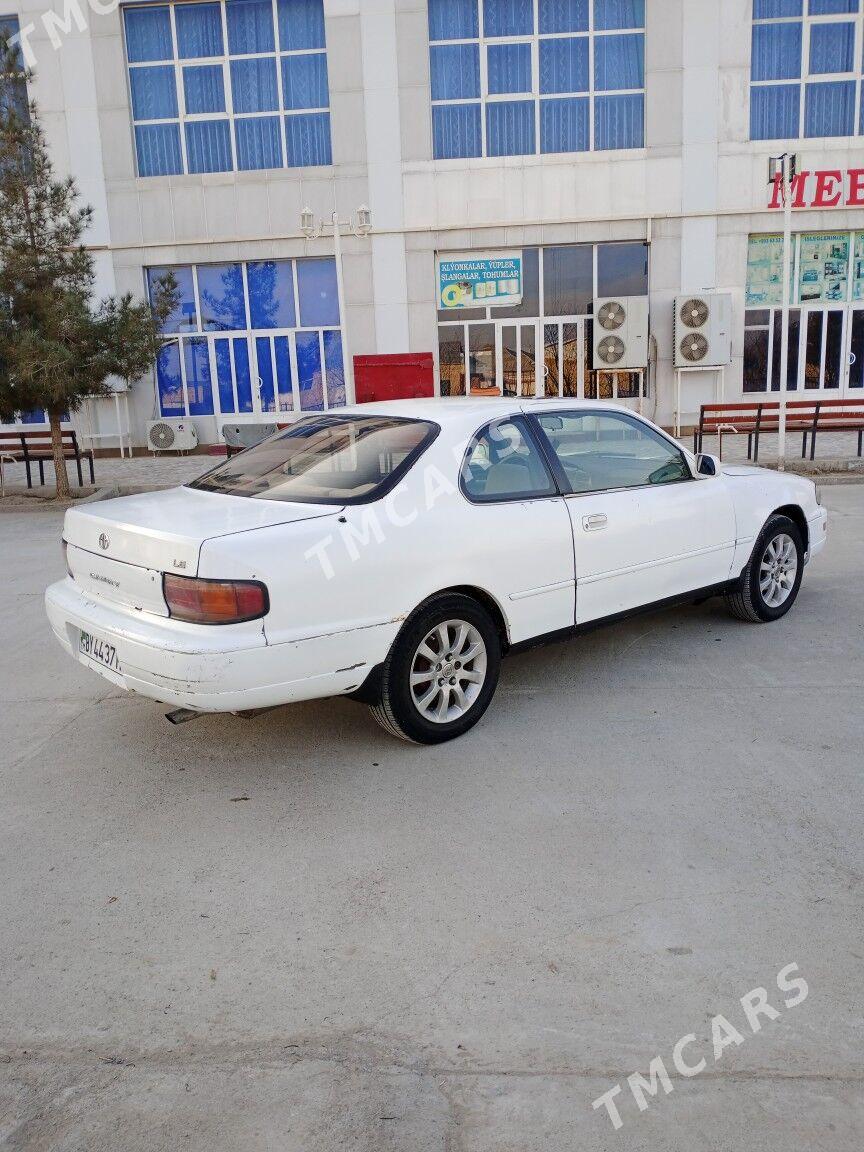 Toyota Camry 1994 - 45 000 TMT - Мары - img 2