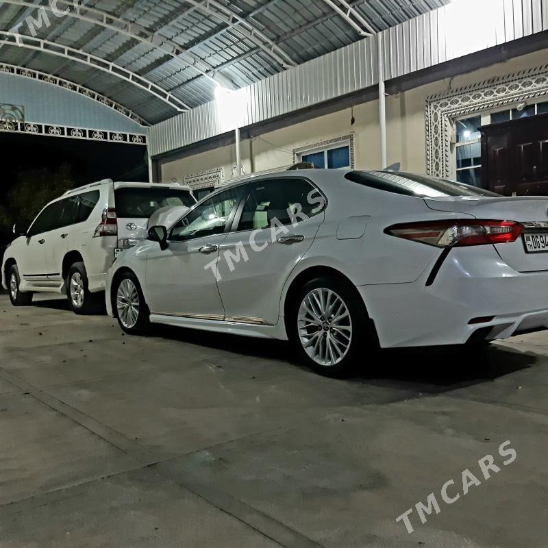 Toyota Camry 2019 - 275 000 TMT - Гёкдепе - img 4