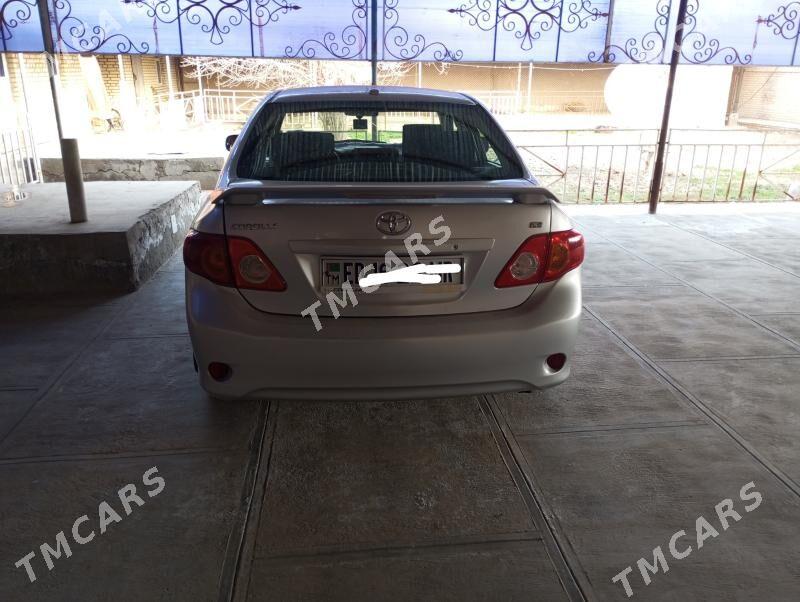 Toyota Corolla 2010 - 132 000 TMT - Ёлётен - img 3