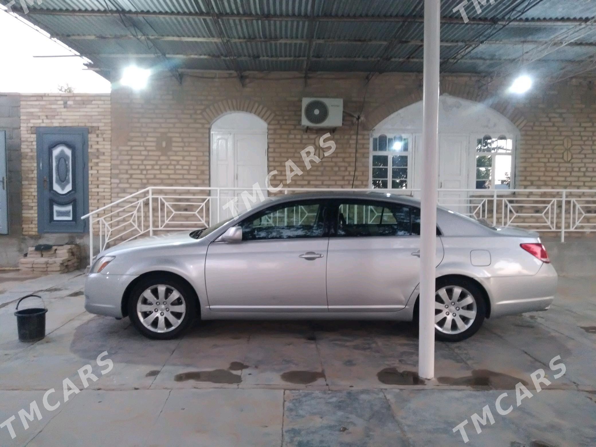 Toyota Avalon 2007 - 160 000 TMT - Ёлётен - img 2