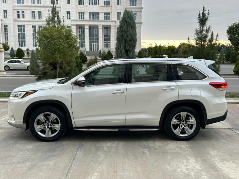 Toyota Highlander 2018 - 490 000 TMT - Ашхабад - img 3