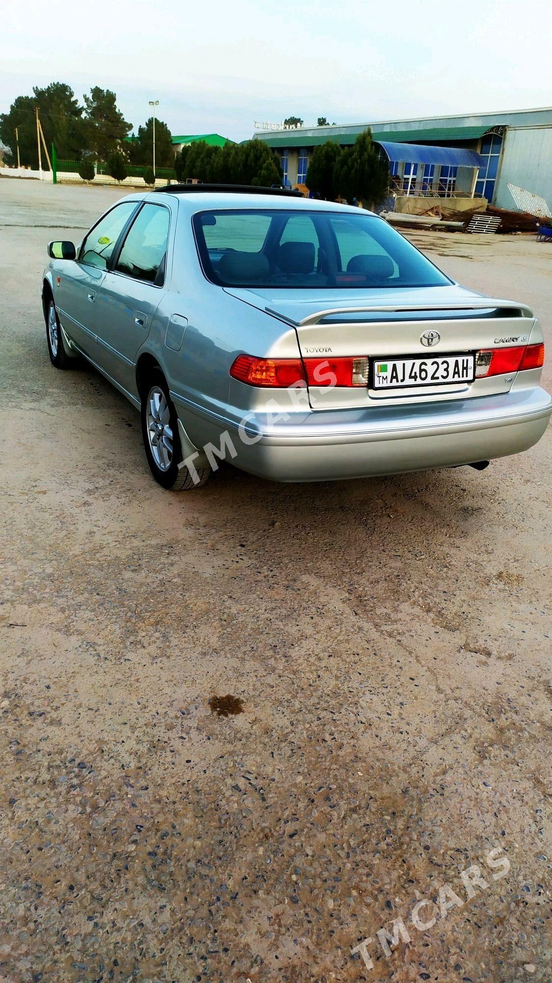 Toyota Camry 2001 - 180 000 TMT - Теджен - img 6