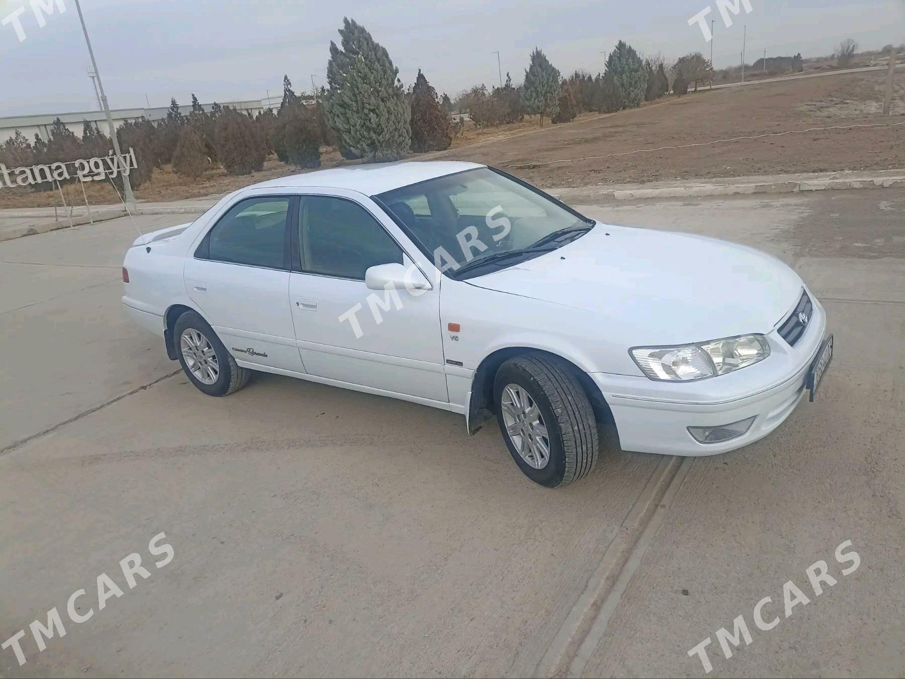 Toyota Camry 2001 - 112 000 TMT - Кёнеургенч - img 3