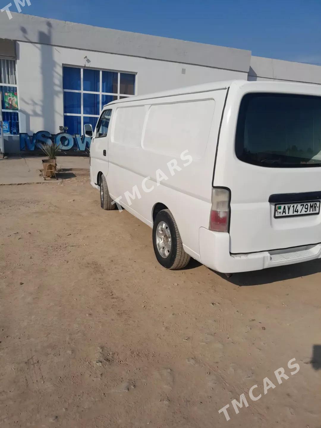 Nissan Urvan 2008 - 155 000 TMT - Мары - img 3