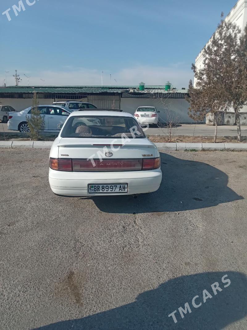 Toyota Camry 1993 - 70 000 TMT - Ашхабад - img 2