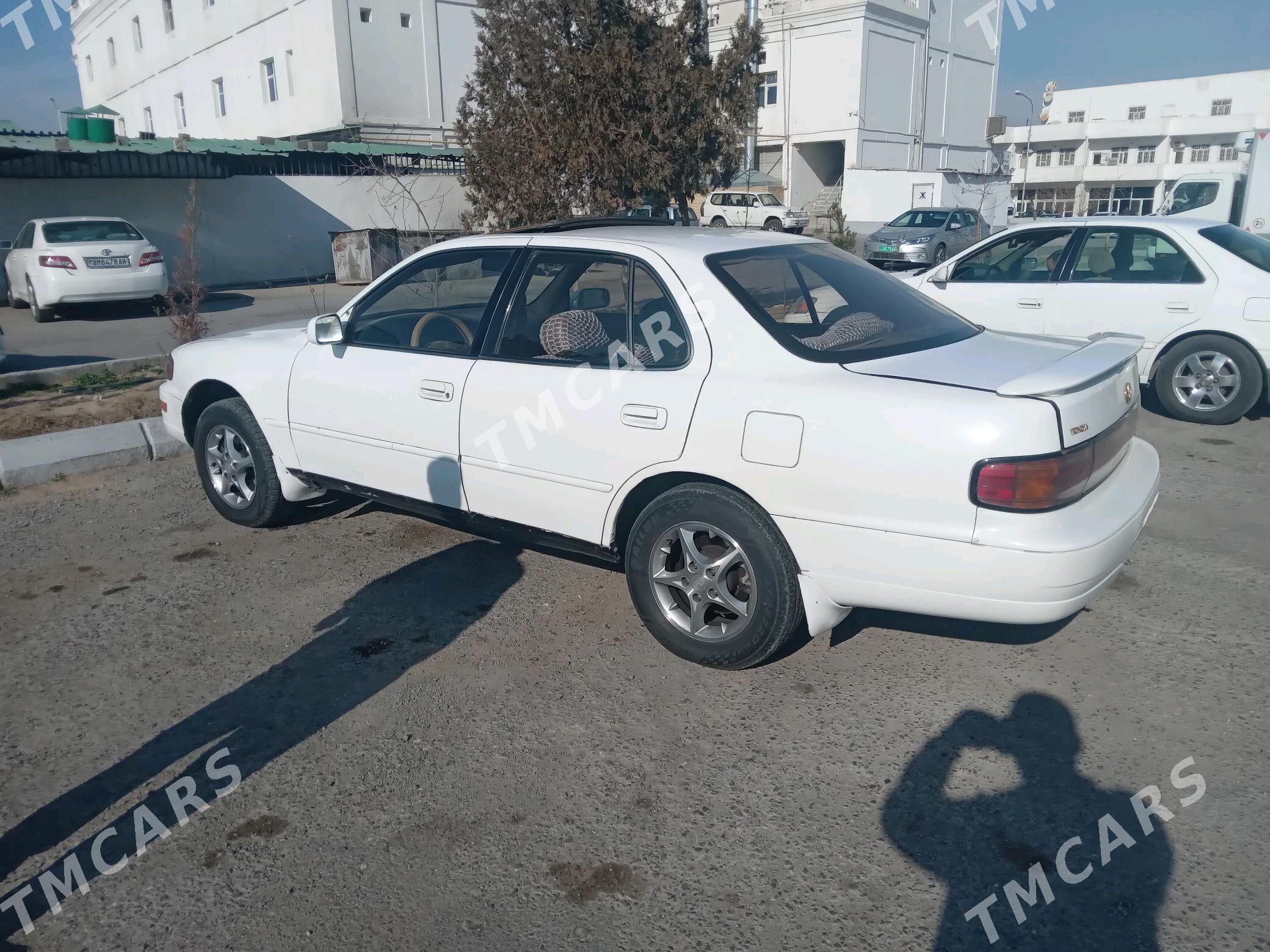 Toyota Camry 1993 - 70 000 TMT - Ашхабад - img 6