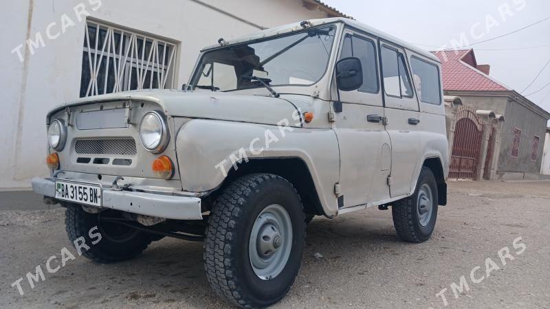 UAZ 469 2000 - 50 000 TMT - Балканабат - img 4