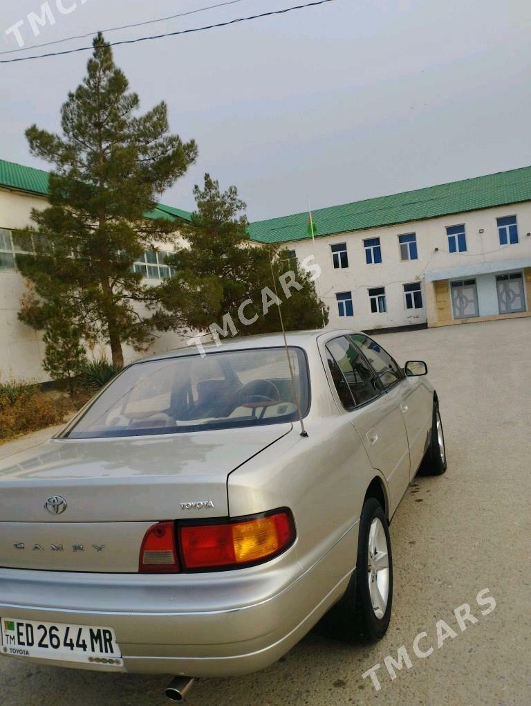 Toyota Camry 1993 - 80 000 TMT - Мары - img 6