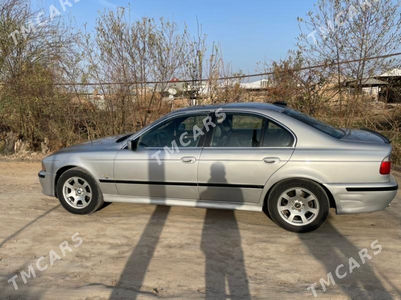 BMW E39 2001 - 68 000 TMT - Мары - img 3