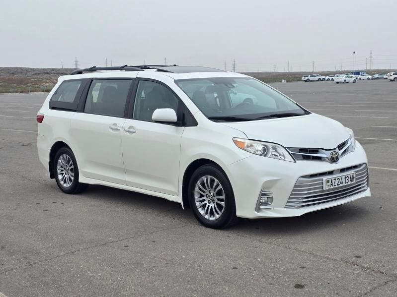 Toyota Sienna 2019 - 480 000 TMT - Aşgabat - img 7