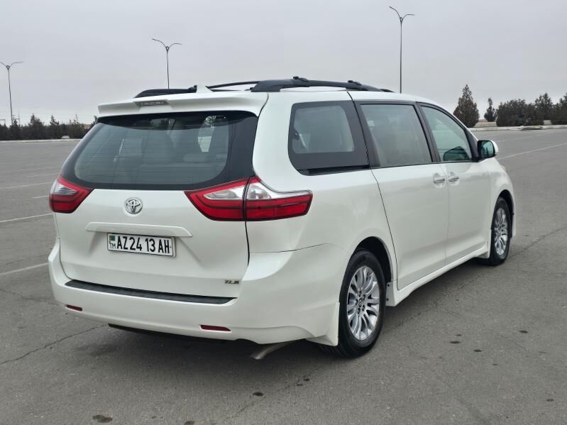 Toyota Sienna 2019 - 480 000 TMT - Aşgabat - img 8