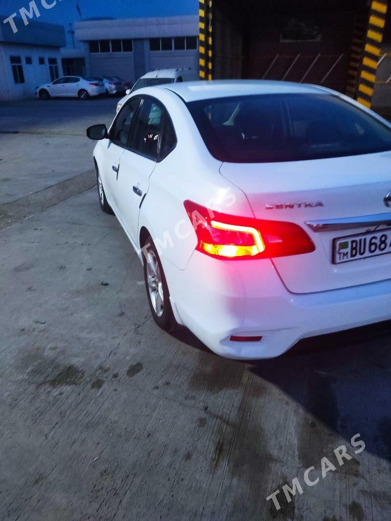 Nissan Sentra 2017 - 128 000 TMT - Aşgabat - img 10