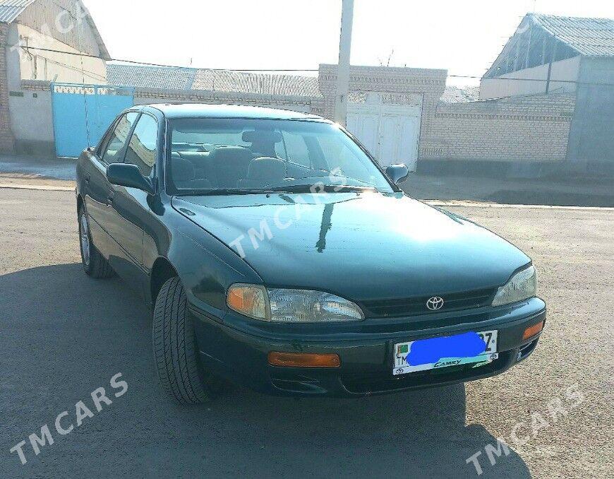 Toyota Camry 1993 - 75 000 TMT - Губадаг - img 5