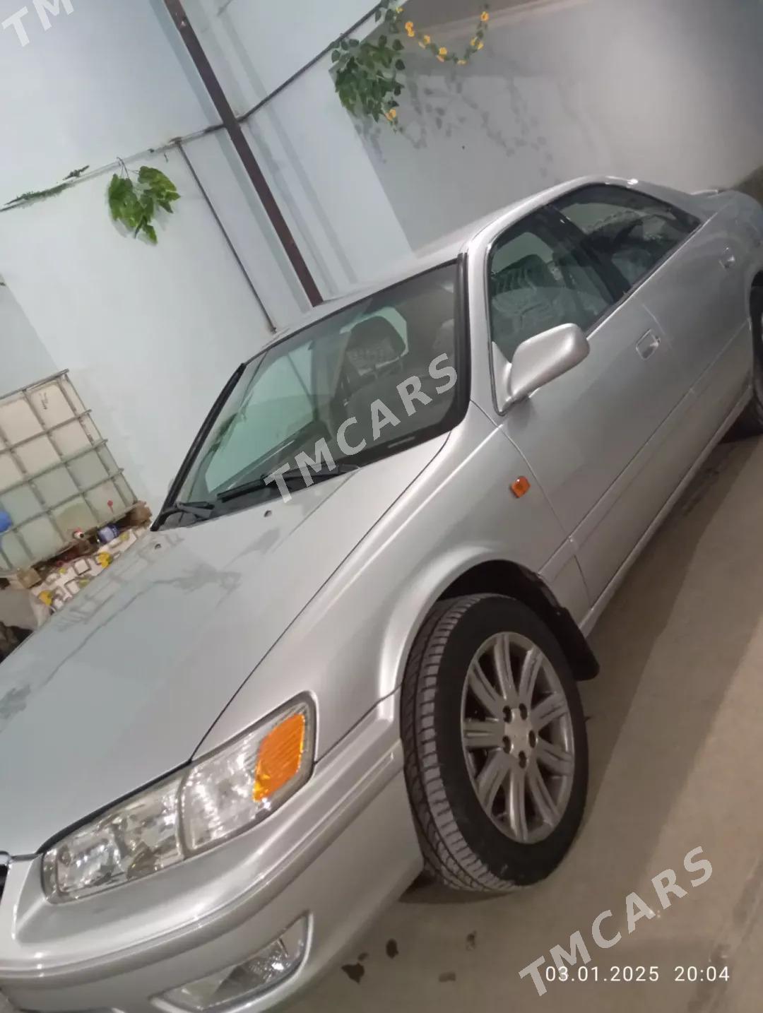 Toyota Camry 2001 - 112 000 TMT - Çärjew - img 3