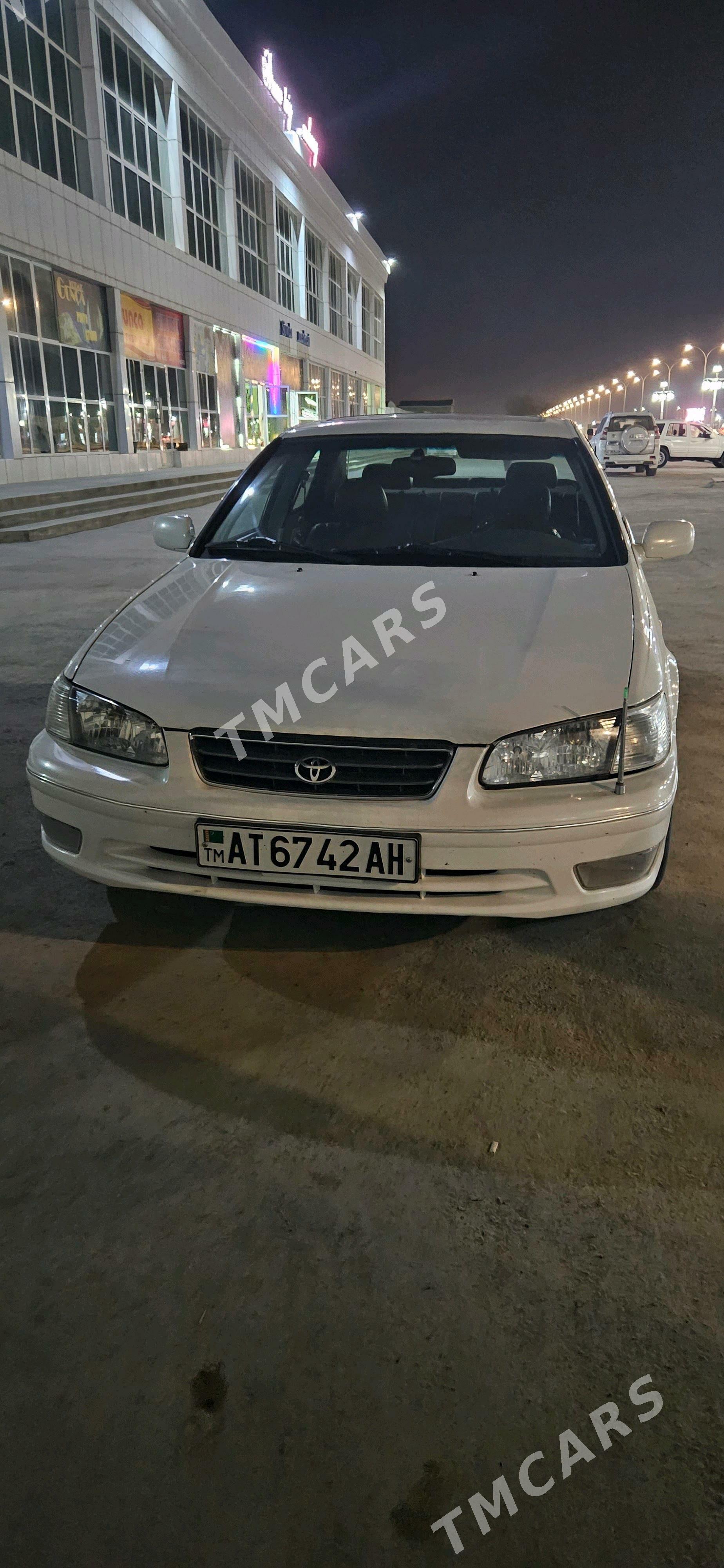 Toyota Camry 2000 - 150 000 TMT - Теджен - img 4