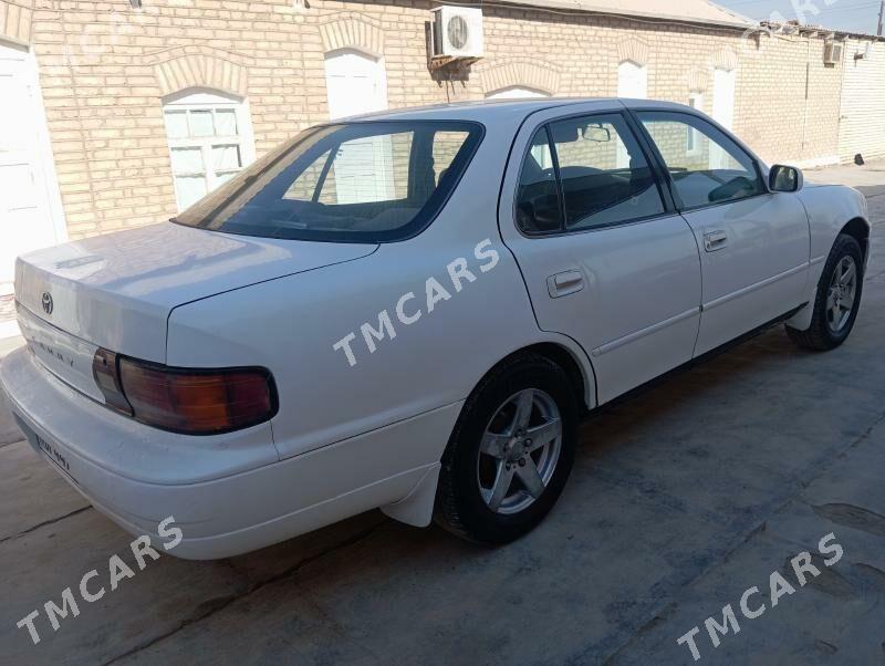 Toyota Camry 1993 - 77 000 TMT - Мары - img 3