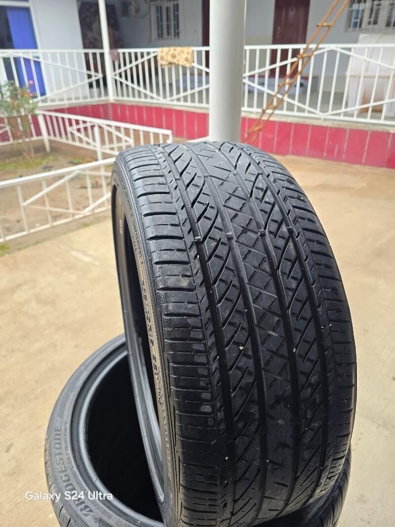 235/40/19 Bridgestone 1 600 TMT - Теджен - img 4