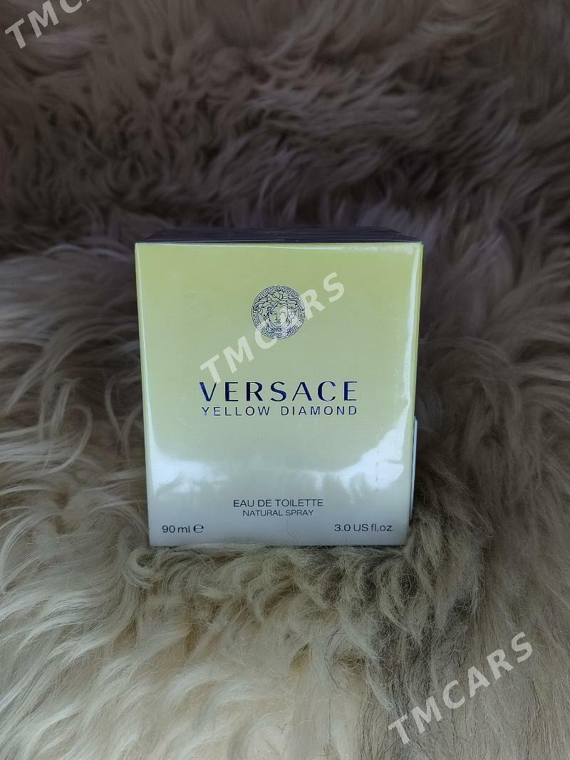 Versace yellow diamond - Mary - img 2