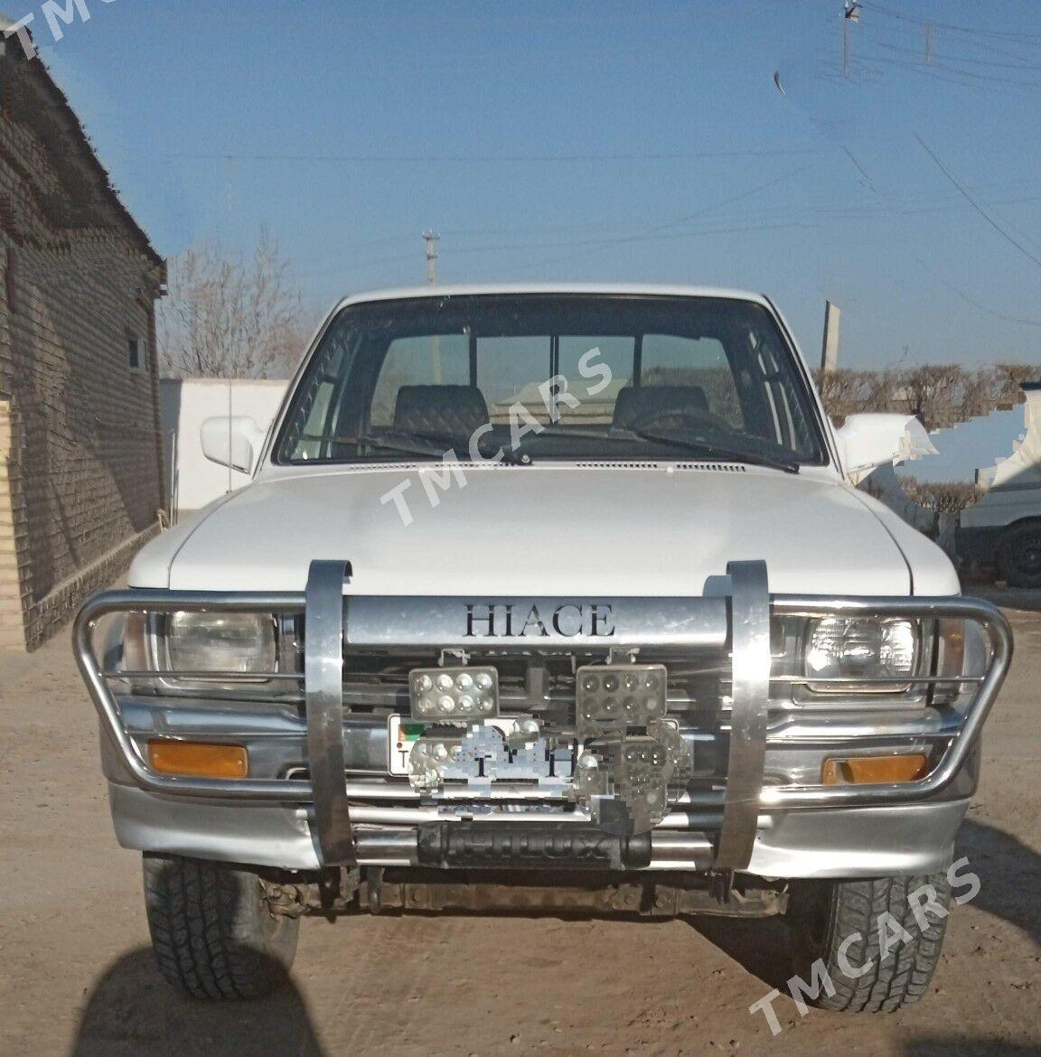 Toyota Hilux 1993 - 70 000 TMT - Sakarçäge - img 4