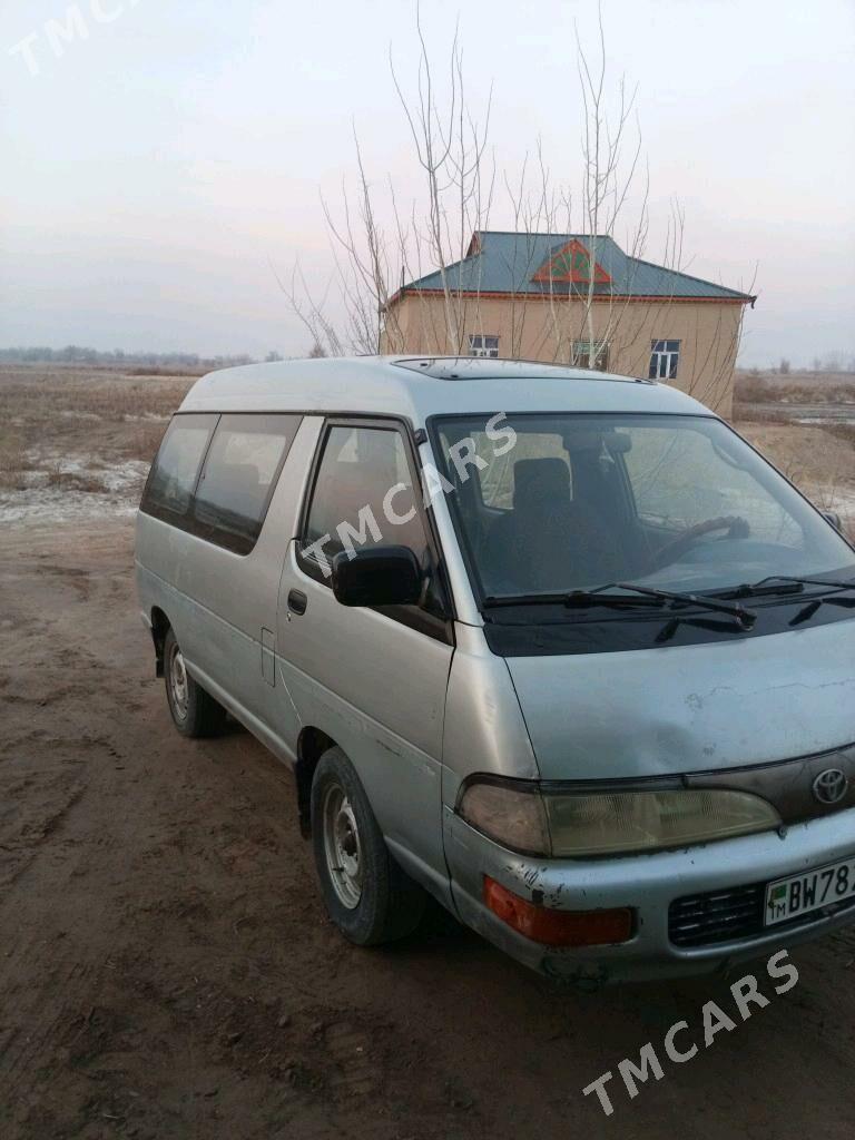 Toyota Town Ace 1993 - 25 000 TMT - Гурбансолтан Едже - img 3