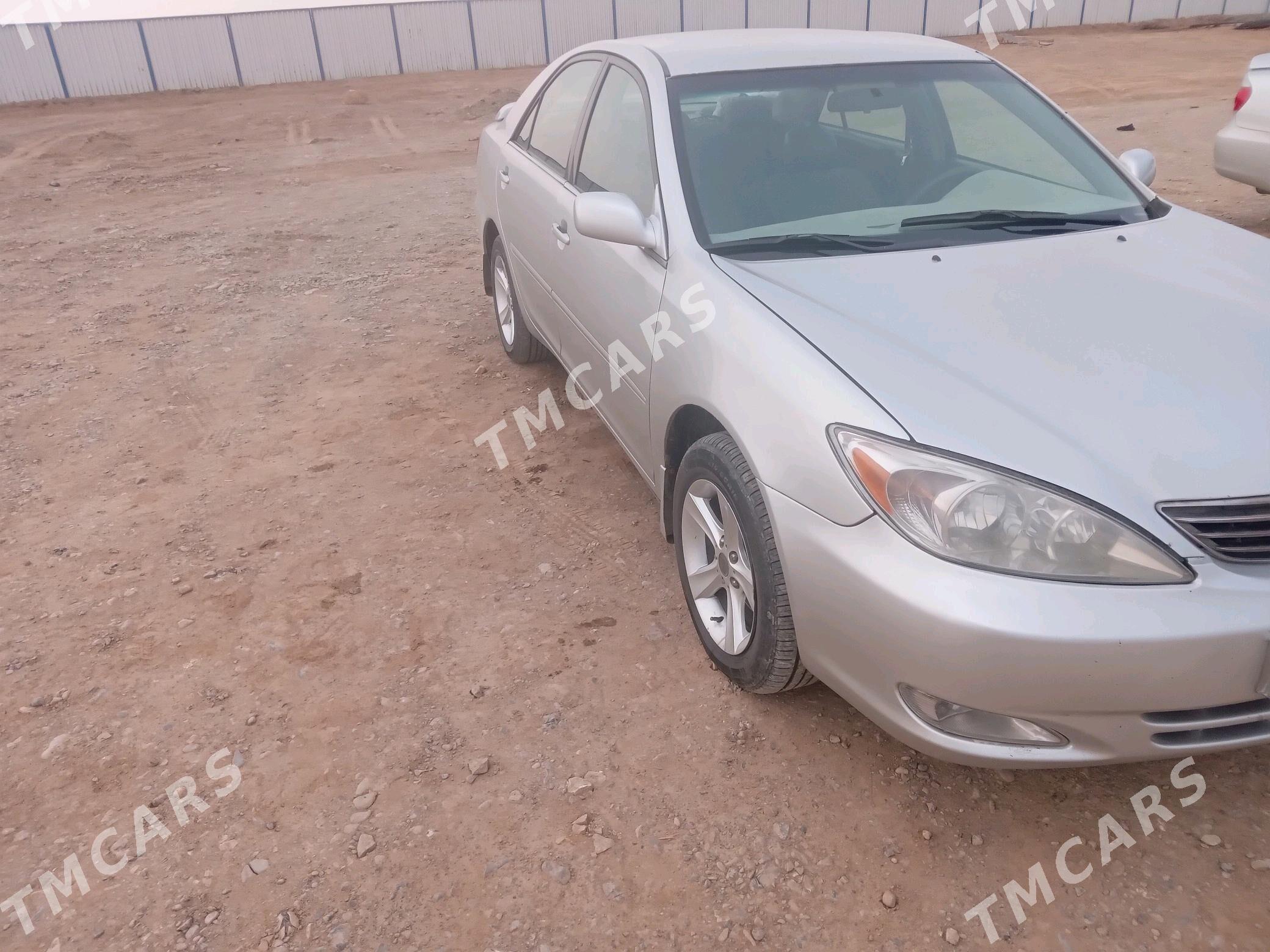 Toyota Camry 2003 - 130 000 TMT - Ёлётен - img 2