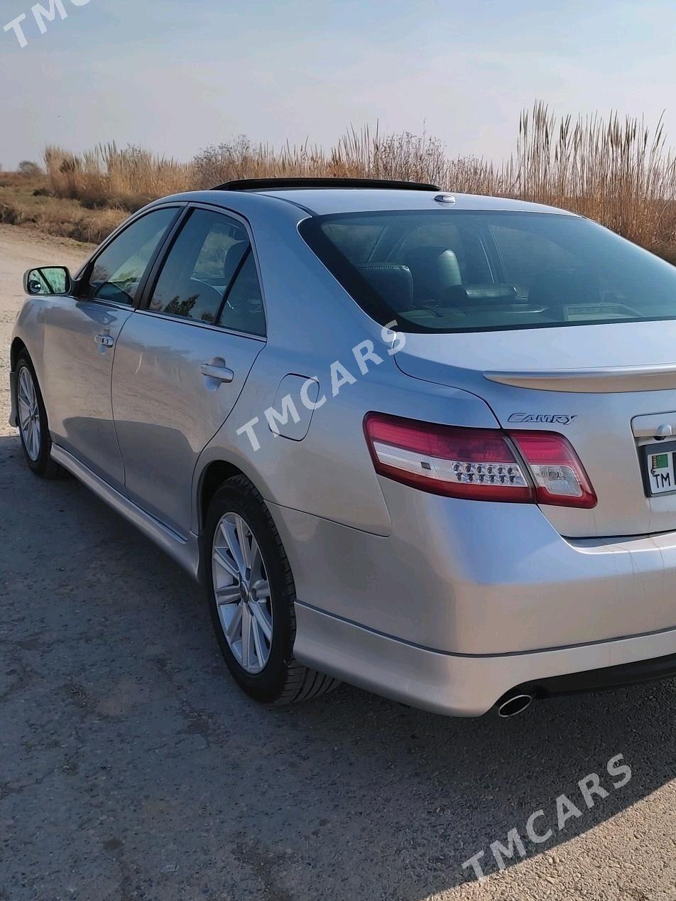 Toyota Camry 2011 - 220 000 TMT - Бабадайхан - img 6