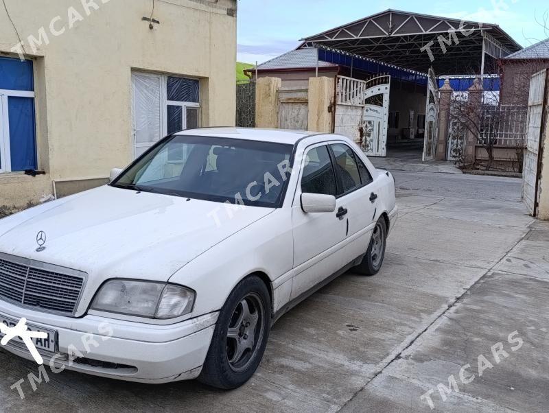 Mercedes-Benz C-Class 1997 - 65 000 TMT - Бузмеин - img 2