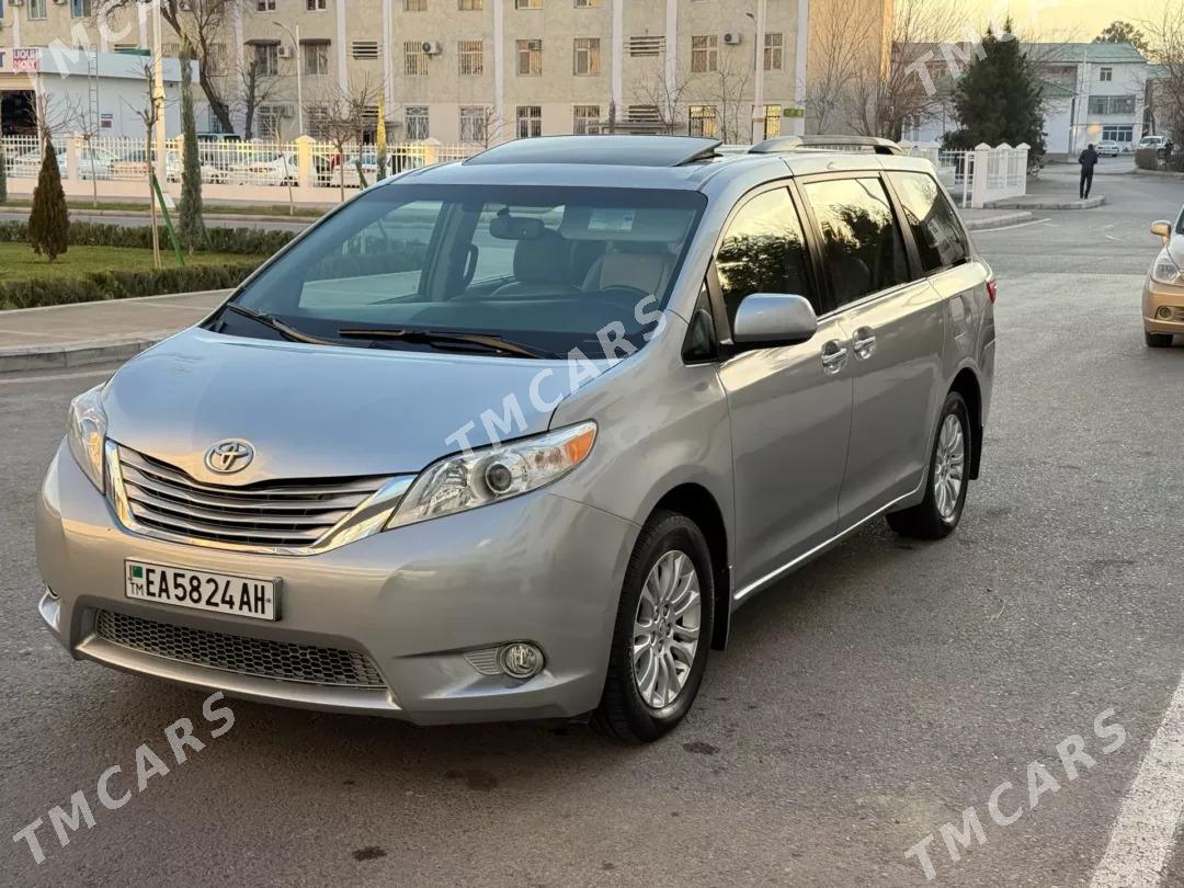 Toyota Sienna 2016 - 317 000 TMT - Ашхабад - img 4