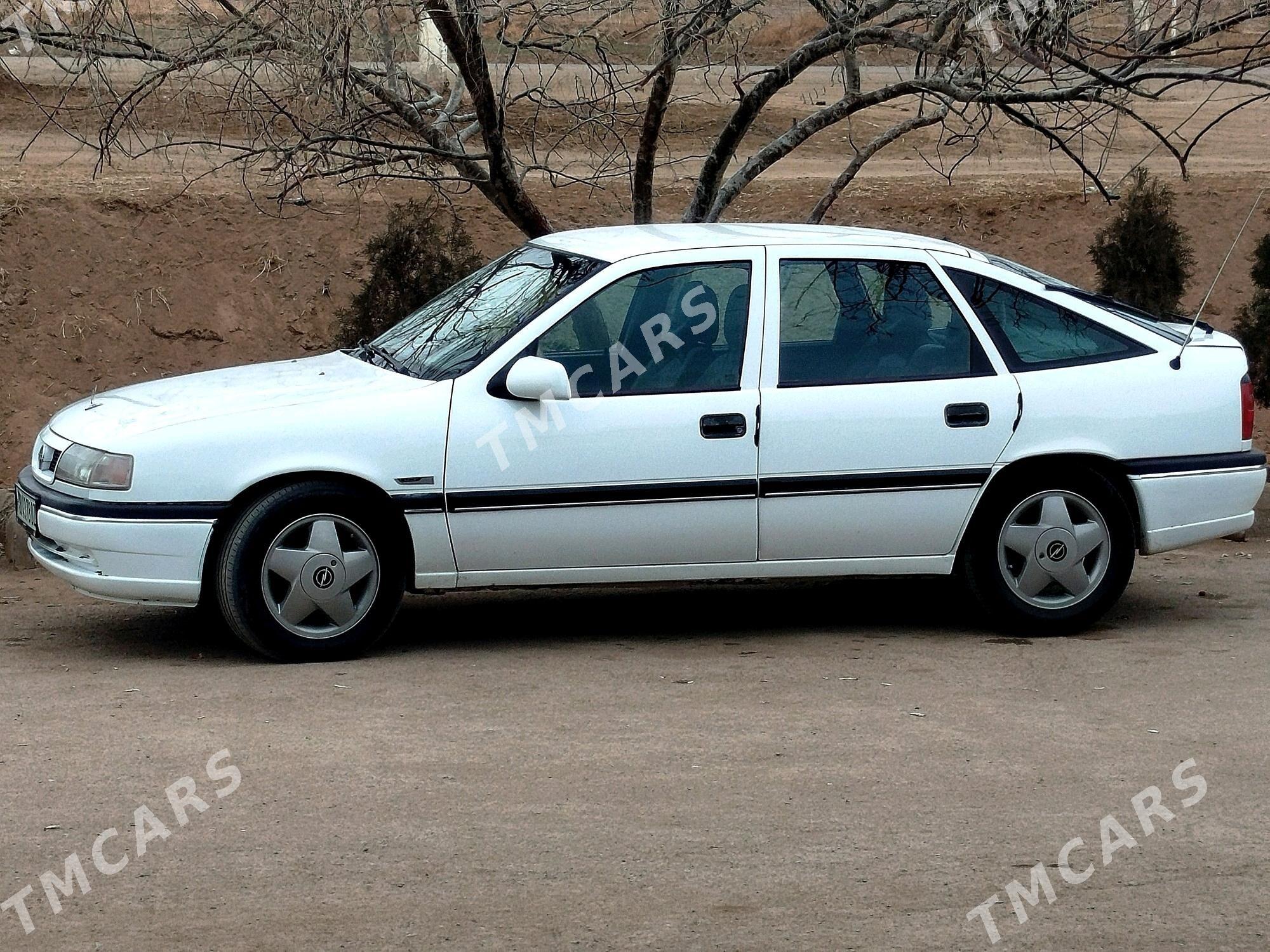 Opel Vectra 1995 - 50 000 TMT - Гороглы (Тагта) - img 4