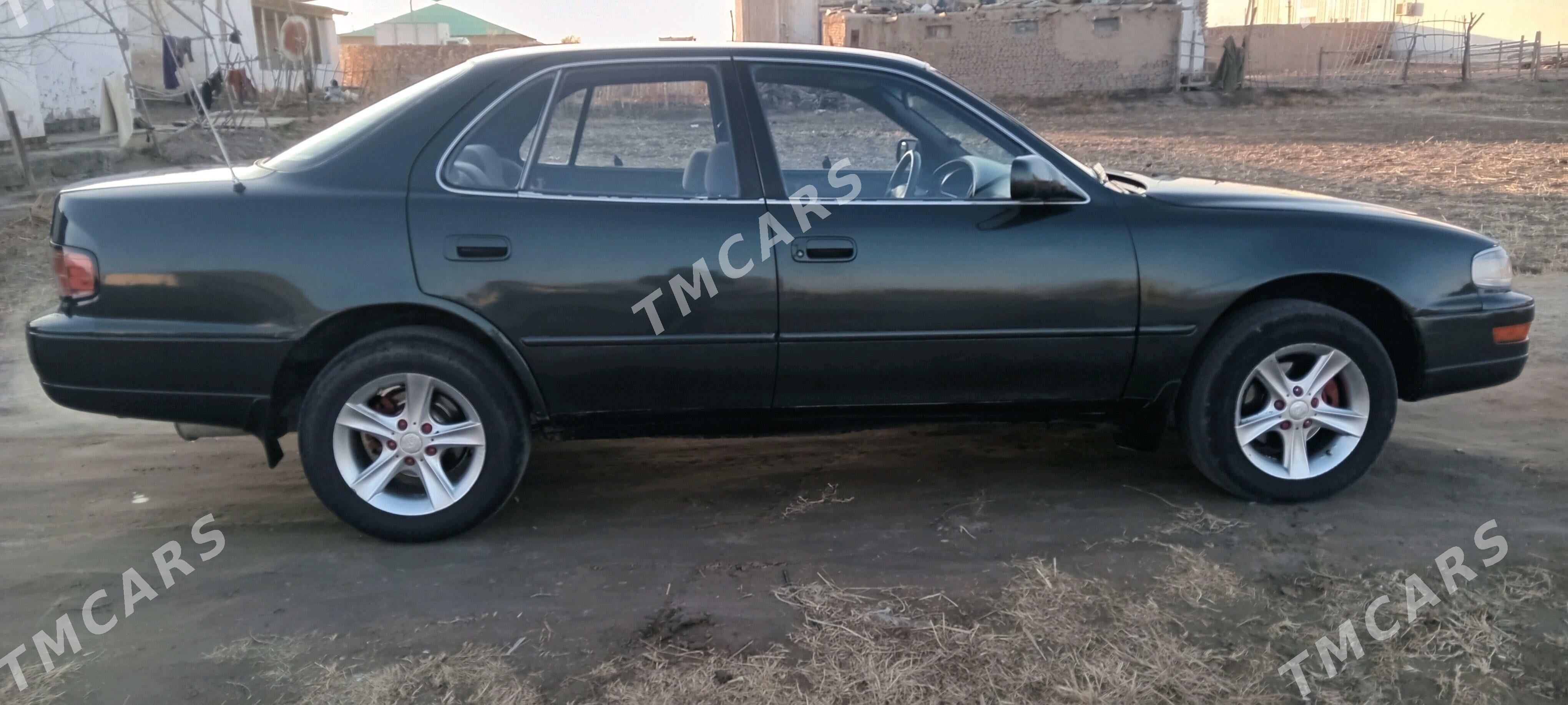 Toyota Camry 1993 - 80 000 TMT - Daşoguz - img 2