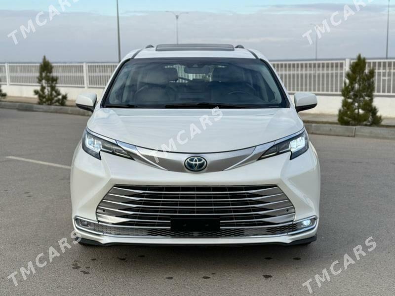 Toyota Sienna 2021 - 670 000 TMT - Aşgabat - img 4