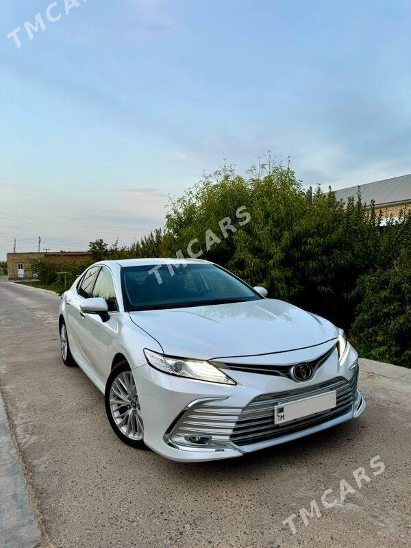 Toyota Camry 2019 - 320 000 TMT - Мары - img 4